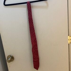 Source Unknown Red and White Patterned Tie